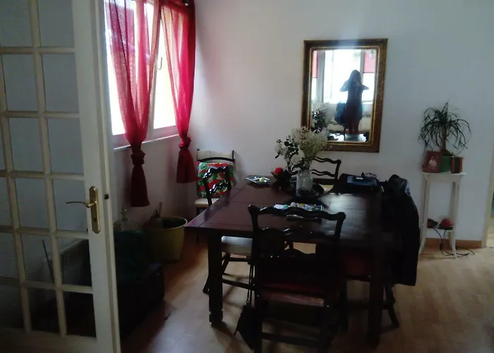 Chez Mag ホームステイ リール